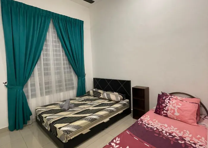 Triple R Lodge Taiping